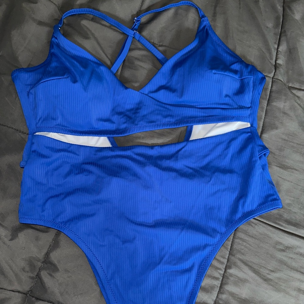 One-piece Swimming suit XL